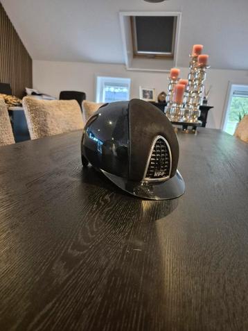 Super mooi kep,schaalmaat L beschikbaar voor biedingen