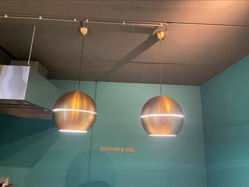 5 hele mooie lichtmetalen designlampen beschikbaar voor biedingen