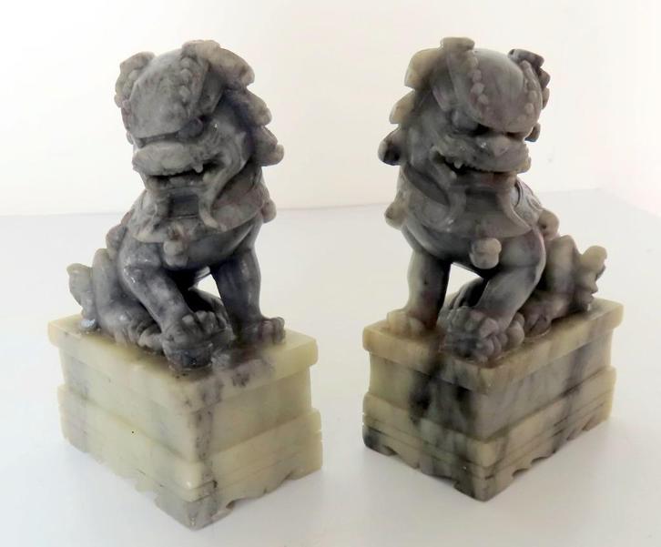 Uit inboedel Koopje: Set natuurstenen chinese tempelleeuwen, Antiek en Kunst, Kunst | Niet-Westerse kunst, Verzenden