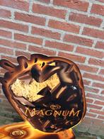 Magnum ijs reclamebord op voet, Ophalen, Gebruikt, Reclamebord