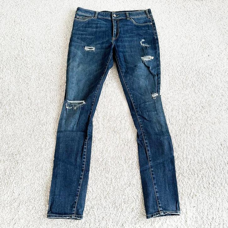 Zeer Mooie Ripped Atos Lombardini Jeans -97 (Size28/S) €45,-, Kleding | Dames, Spijkerbroeken en Jeans, Zo goed als nieuw, W28 - W29 (confectie 36)
