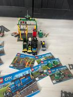 2x LEGO vrachttrein sets alle boekjes aanwezig, Kinderen en Baby's, Speelgoed | Duplo en Lego, Ophalen of Verzenden, Zo goed als nieuw