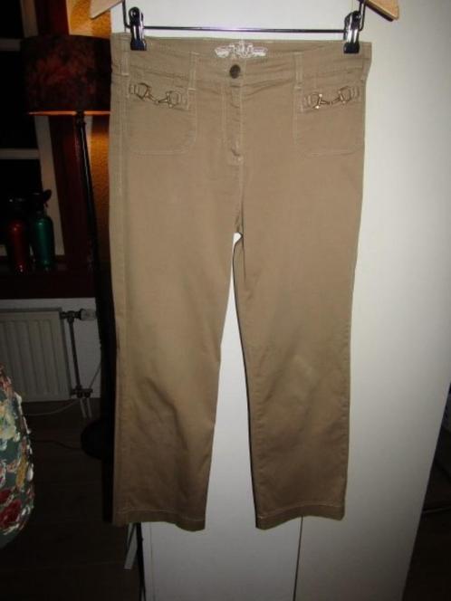 C1289 Cambio Sports mt 36 broek kaki beige 7/8 model Francis, Kleding | Dames, Broeken en Pantalons, Zo goed als nieuw, Maat 36 (S)