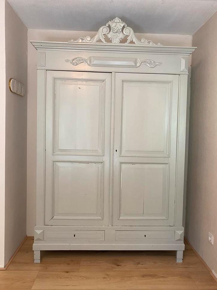 Brocante massief houten kast, Antiek en Kunst, Antiek | Meubels | Kasten, Ophalen