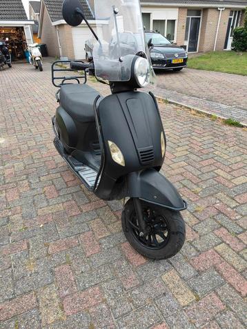Riva 50cc brom 2017 5338km *OPKNAPPER*  beschikbaar voor biedingen