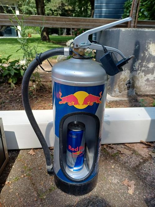 Unieke Red Bull lamp – omgebouwde brandblusser, Huis en Inrichting, Brandblussers en Brandkasten, Zo goed als nieuw, Ophalen