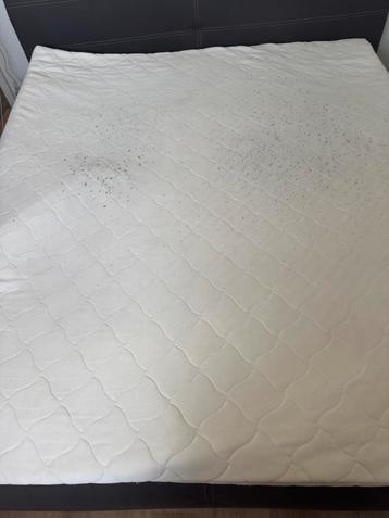 Matras topper beschikbaar voor biedingen
