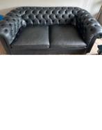 Chesterfield 2 zits zwart leer, Tweepersoons, Ophalen of Verzenden, Zo goed als nieuw, Leer