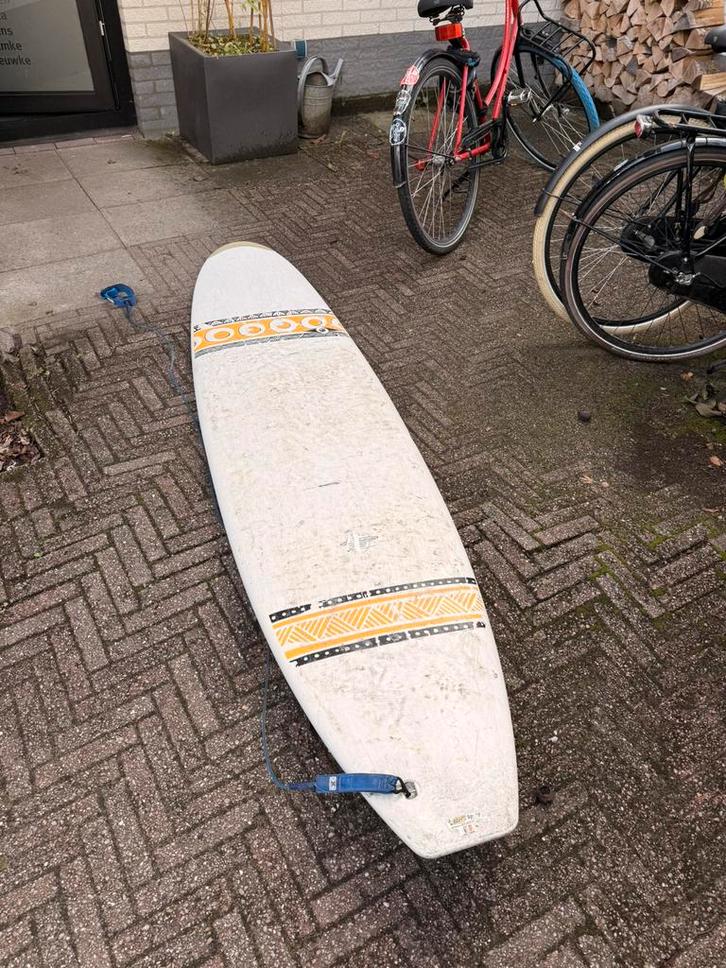 bic malibu surf, Watersport en Boten, Golfsurfen, Gebruikt, Shortboard, Met vinnen, Met koord, Ophalen