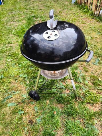 Zwarte Weber Kettle Compact barbecue 57cm incl veel extras beschikbaar voor biedingen