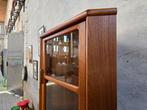 Deens Design Hoek Vitrine Kast | Hoge Teak Vitrinekast 3, Huis en Inrichting, Kasten | Vitrinekasten, Glas, 150 tot 200 cm, 25 tot 50 cm