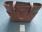 Michael Kors Voyager handtas, Ophalen of Verzenden, Zo goed als nieuw, Bruin, Handtas