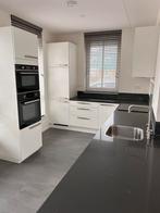 Bruynzeel Keuken 6 jaar oud., Huis en Inrichting, Keuken | Complete keukens, Ophalen, Gebruikt, Zwart, Hoekkeuken