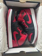Jordan 1 Mid BANNED 2020 MAAT 40, Kleding | Heren, Schoenen, Nieuw, Ophalen of Verzenden, Sneakers of Gympen, Nike Air Jordan