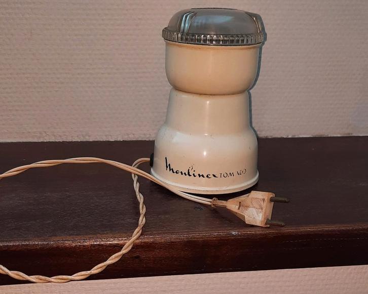 Echt oude Moulinex Tomado koffiemolen., Antiek en Kunst, Antiek | Keukenbenodigdheden, Ophalen
