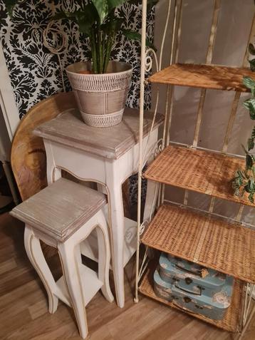 set vintage planten tafeltjes bijzet tafeltjes beschikbaar voor biedingen