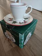 Wedgwood kerst kop en schotel, Huis en Inrichting, Keuken | Servies, Wedgwood, Kop(pen) en/of Schotel(s), Ophalen of Verzenden