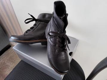 MOOIE NIEUWE COMFORTABELE VETERLAARSJES VAN GABOR. (MAAT 37) beschikbaar voor biedingen