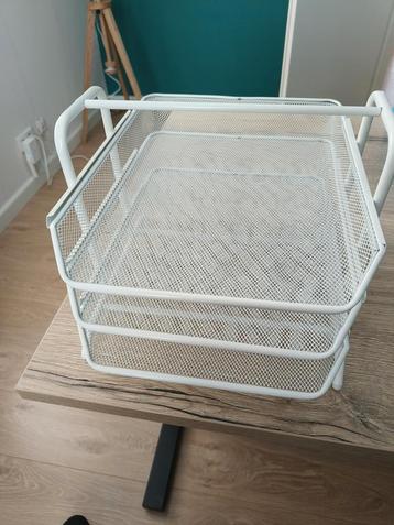 Gratis bureau organizer beschikbaar voor biedingen