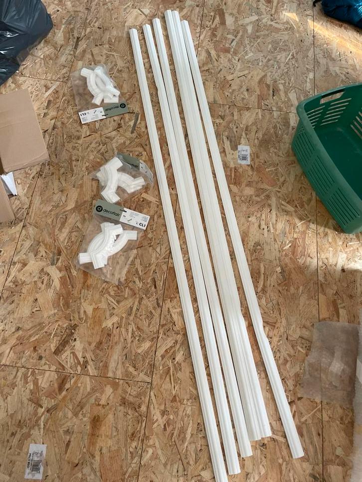 Decoflair hoeken en randen, Doe-het-zelf en Verbouw, Plinten en Afwerking, Zo goed als nieuw, Overige materialen, Ophalen of Verzenden