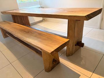 Unieke massieve teak boomstamtafel mét bank beschikbaar voor biedingen