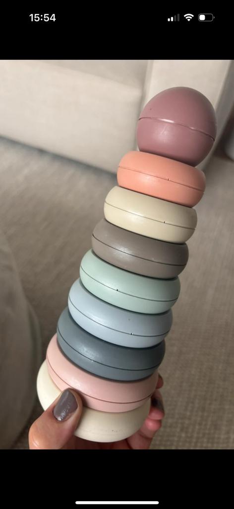 Mushie stacking ring stapelring baby pastel kind montessori, Kinderen en Baby's, Speelgoed | Babyspeelgoed, Zo goed als nieuw