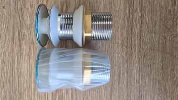 Afvoerplug 2 stuks beschikbaar voor biedingen
