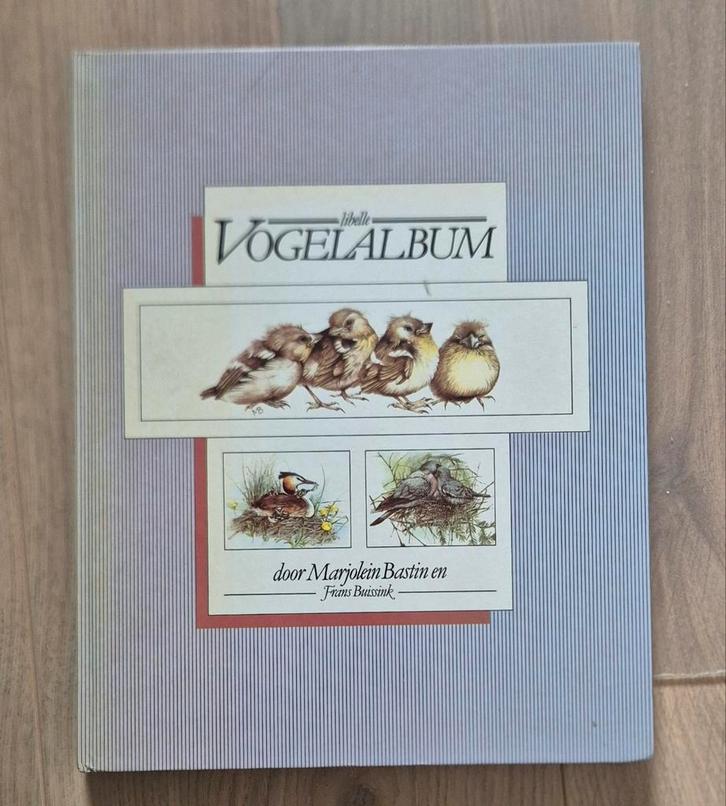 Plaatjesalbum Marjolijn Bastin - Vogel album, Boeken, Prentenboeken en Plaatjesalbums, Gelezen, Plaatjesalbum, Ophalen of Verzenden