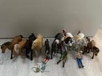 Schleich Paarden Set - 9 paarden, 3 veulens, 4 poppetjes, Ophalen, Zo goed als nieuw, Jongen of Meisje