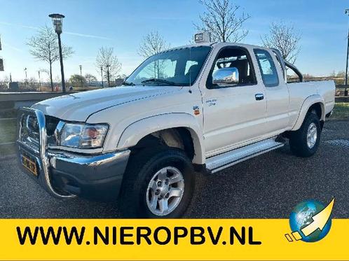 Toyota Hilux 2.5 D4-D 100 Xtra SR5 4X4 178300KM (bj 2004), Auto's, Toyota, Bedrijf, Te koop, Hilux, Diesel, Euro 3, SUV of Terreinwagen
