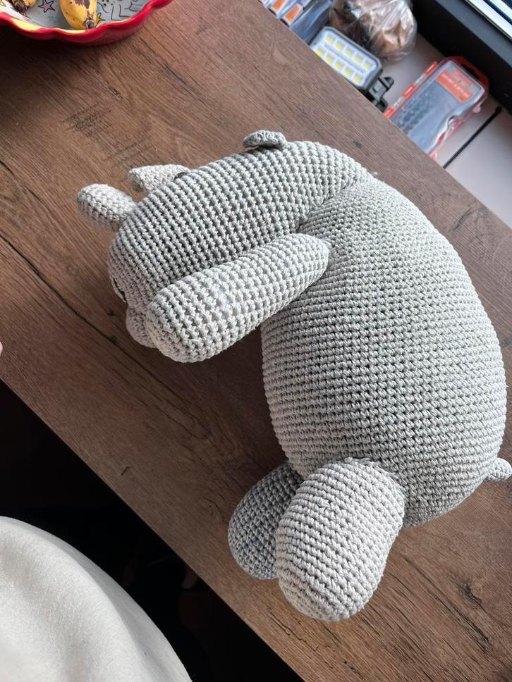 Handgehaakte nijlpaard knuffel – Return to Sender, Kinderen en Baby's, Speelgoed | Knuffels en Pluche, Zo goed als nieuw, Overige typen