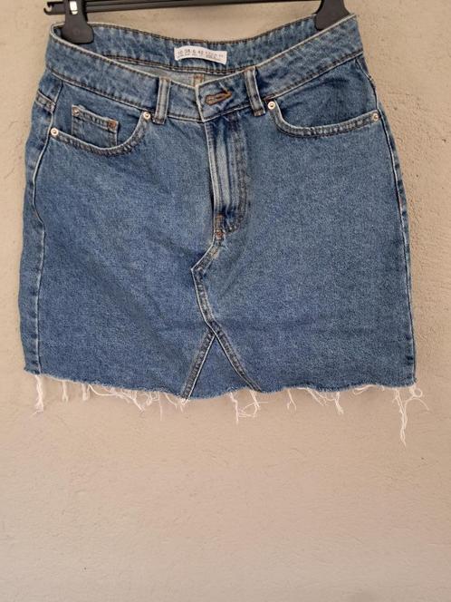 Leuke blauwe spijkerrok, maat 38, Kleding | Dames, Rokken, Zo goed als nieuw, Maat 38/40 (M), Blauw, Boven de knie, Ophalen of Verzenden