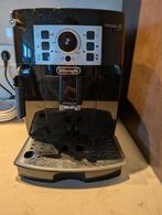 Delonghi Magnifica S Koffiemachine, Witgoed en Apparatuur, Gebruikt, Espresso apparaat, 2 tot 4 kopjes, Afneembaar waterreservoir