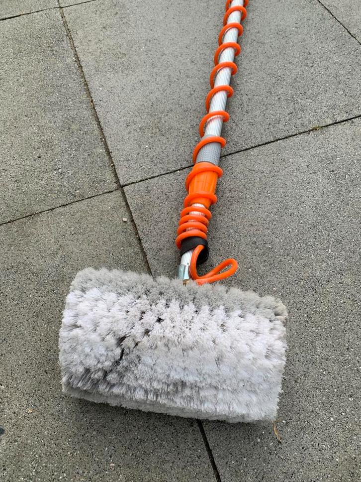 Uitschuifbare Wasborstel met Waterdoorvoer, Tuin en Terras, Waterpompen, Zo goed als nieuw, Handmatig, Overige typen, Ophalen