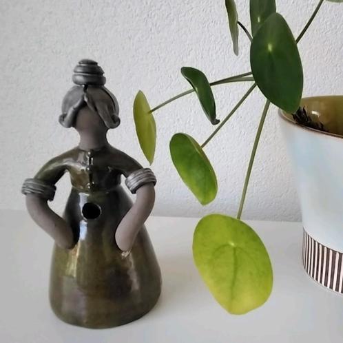 Elbogen bloemenmeisje met groene jurk, Antiek en Kunst, Antiek | Keramiek en Aardewerk, Ophalen of Verzenden