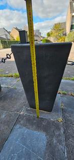 Grote Betonnen Bloempot - Tuin/Balkon, Tuin en Terras, Bloembakken en Plantenbakken, Tuin, Gebruikt, Minder dan 60 cm, Ophalen of Verzenden