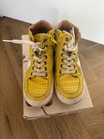 gele leren sneakers hoge schoenen  bisgaard maat 31, Meisje, Schoenen, Ophalen of Verzenden, Zo goed als nieuw