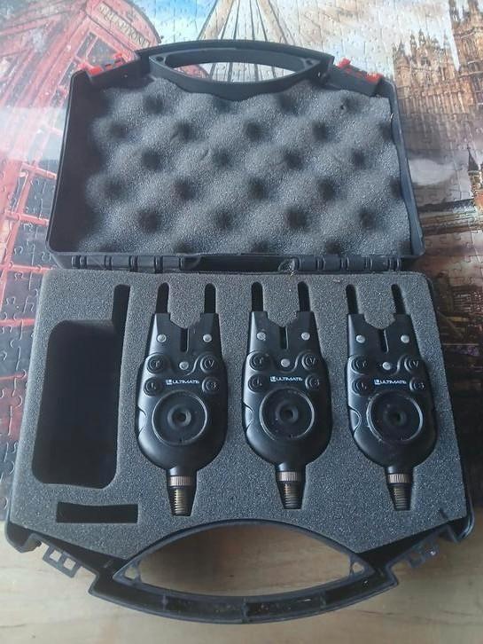 3 beetmelders in koffer, Watersport en Boten, Hengelsport | Karpervissen, Zo goed als nieuw, Overige typen, Ophalen of Verzenden