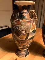 Vintage Japanse Vaas met Handvatten, Ophalen