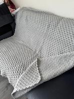 Gehaakte deken grijs 140x140, Huis en Inrichting, Woonaccessoires | Plaids en Woondekens, Ophalen, Nieuw
