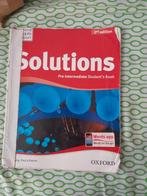Solutions Pre-Intermediate Student's Book, Boeken, Gelezen, Tim Falla, Paul A Davies, Niet van toepassing, Ophalen of Verzenden