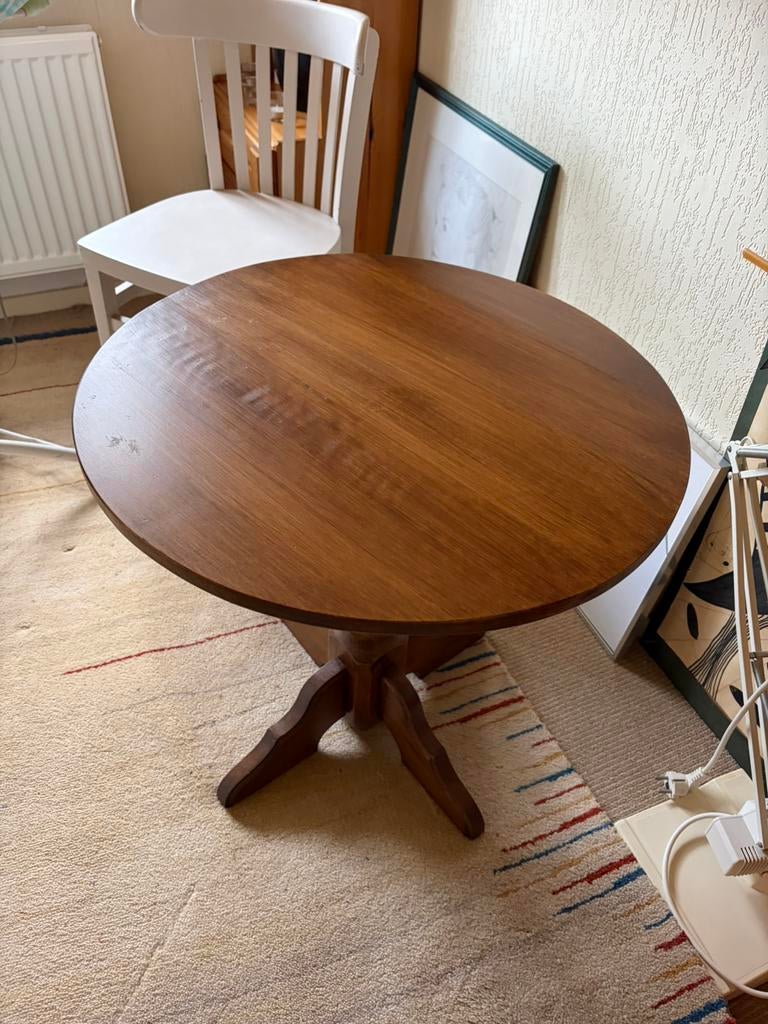 Ronde houten bijzettafel – klassiek, Ophalen, Zo goed als nieuw, 4 tot 6 stoelen