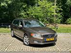 Volvo V70 1.6 T4 Nordic+ Dealer onderhouden, 4 cilinders, Bruin, Traction-control, 1600 kg