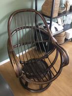 rotan fauteuil egg chair donkerbruin met origineel kussen, Huis en Inrichting, Fauteuils, Riet of Rotan, Gebruikt, Ophalen