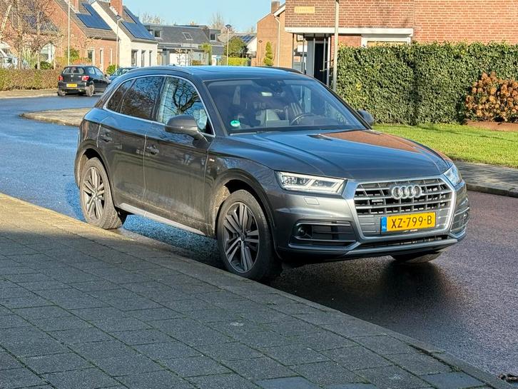 Audi Q5 2.0 Tfsi Quattro 252pk S Tronic 2016 Grijs, Auto's, Audi, Particulier, Q5, Benzine, D, SUV of Terreinwagen, Automaat, Geïmporteerd
