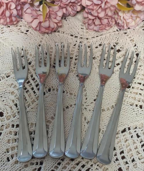 Set van 6 vintage gebakvorkjes, Sola, Hetty, nr. 1400, Huis en Inrichting, Keuken | Bestek, Ophalen of Verzenden