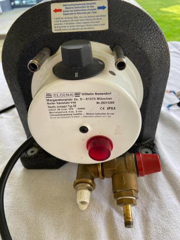 10 liter boiler 230V + 12V beschikbaar voor biedingen