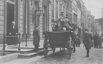 (379-190-047) Den Haag beschikbaar voor biedingen