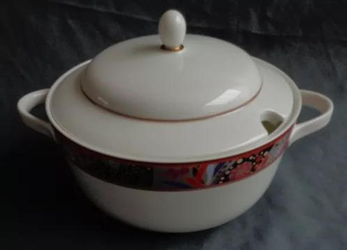HUTSCHENREUTHER CAMARO LEONARD PARIS dekschaal H17xO20cm soe, Huis en Inrichting, Keuken | Servies, Zo goed als nieuw, Schaal of Schalen