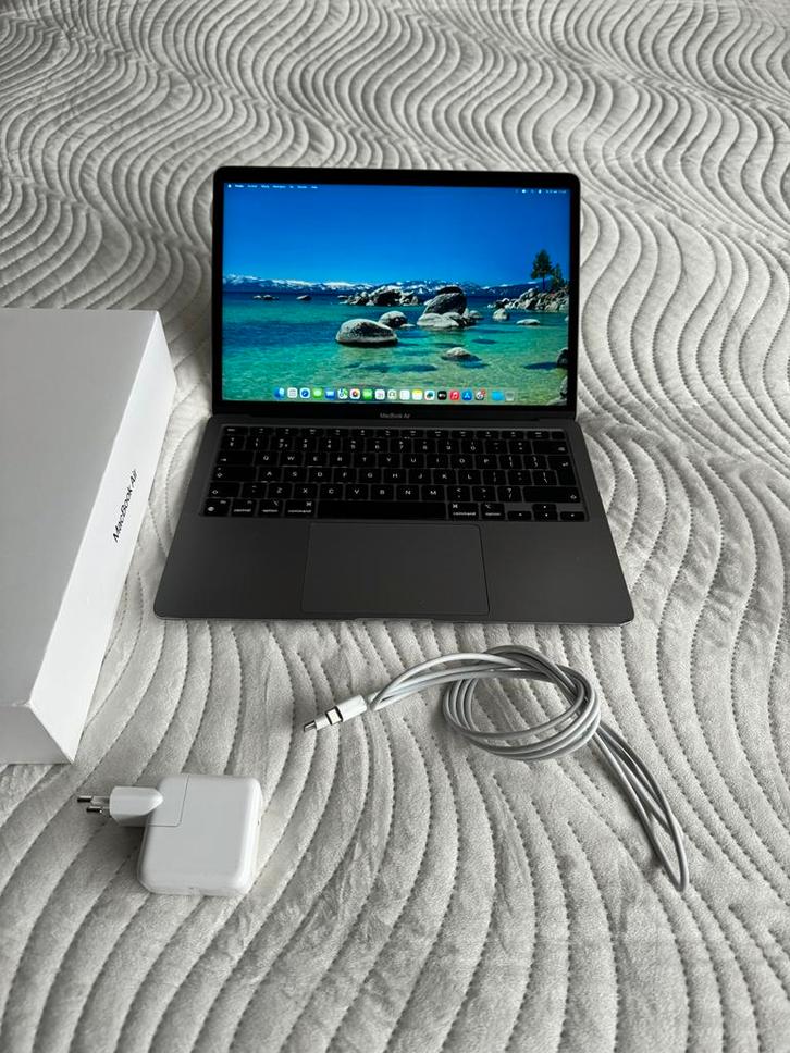 Macbook Air M1 256gb 8gb, Computers en Software, Apple Macbooks, Zo goed als nieuw, MacBook Air, 13 inch, Ophalen